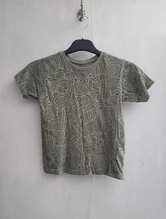 Primark Boys Khaki Green Abstract Swirl Print T-Shirt Age 5-6 Years