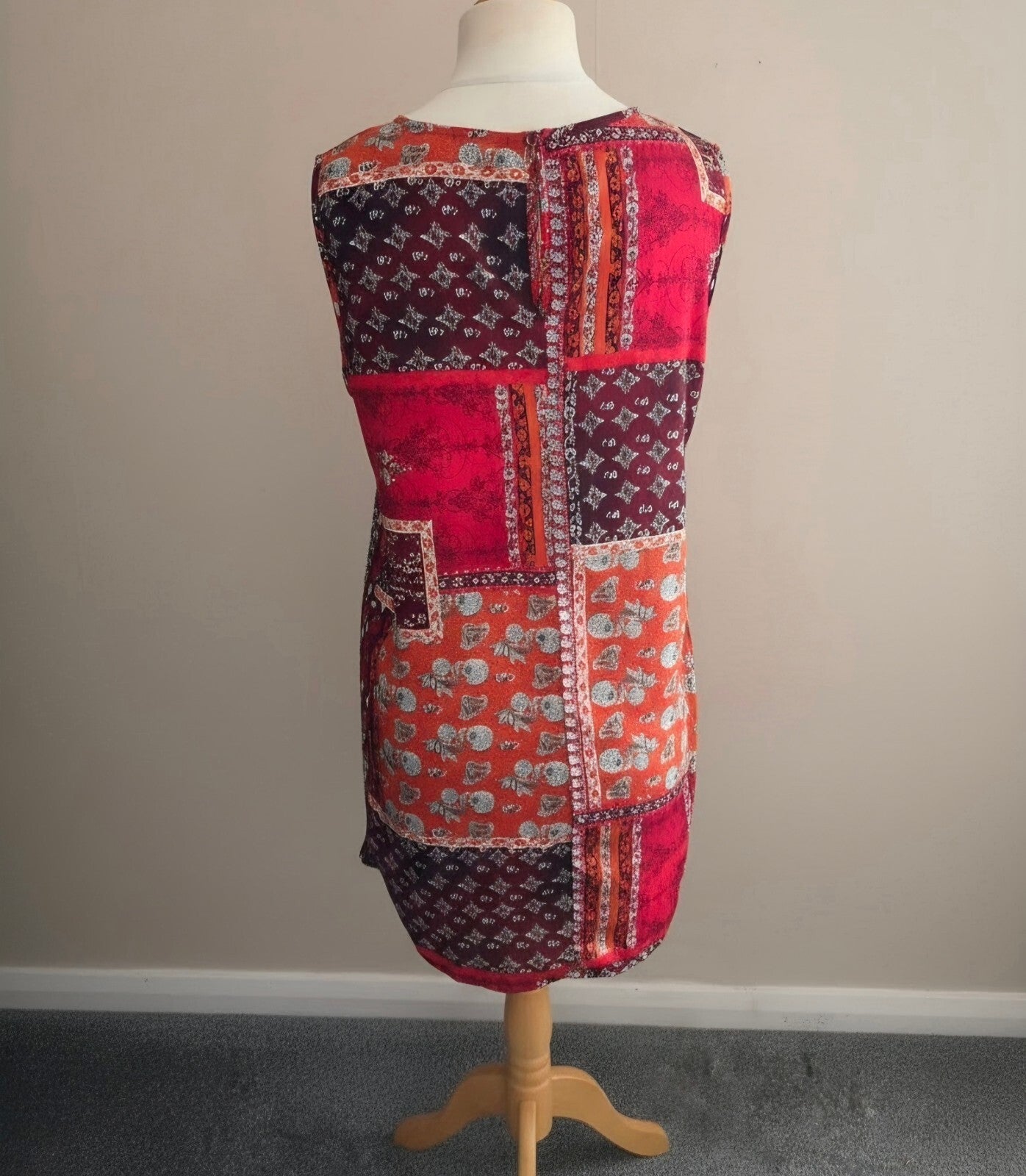Boohoo Red & Orange Floral Sleeveless Relaxed Shift Mini Dress Size 8