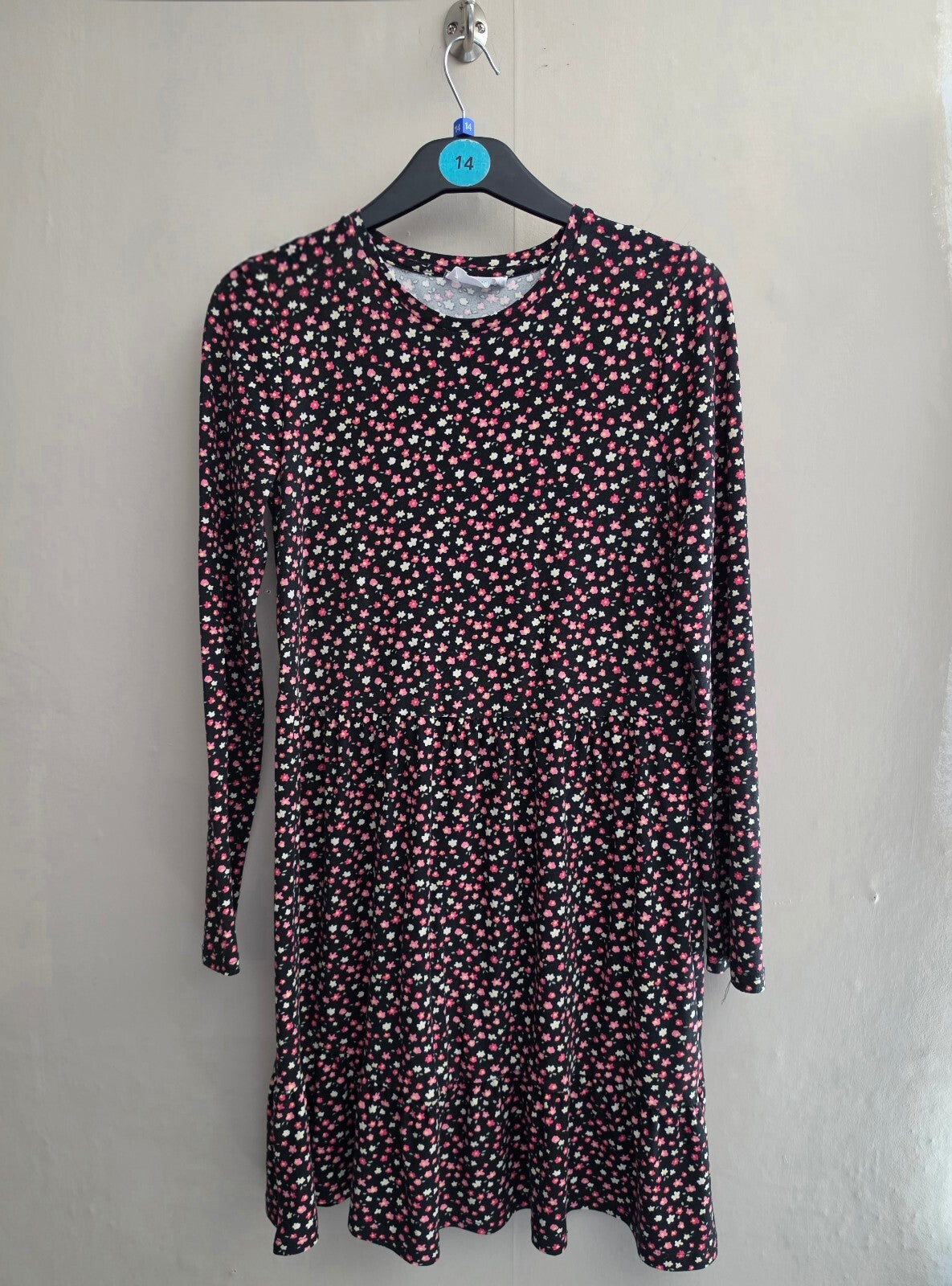 Primark Girls Black Floral Long Sleeve Smock Dress Age 13-14 Years