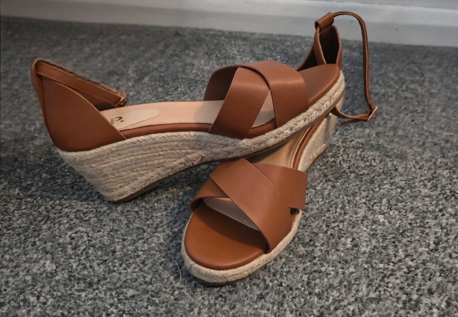 Dorothy Perkins Brown Faux Leather Straw Wedge Sandals Size 8