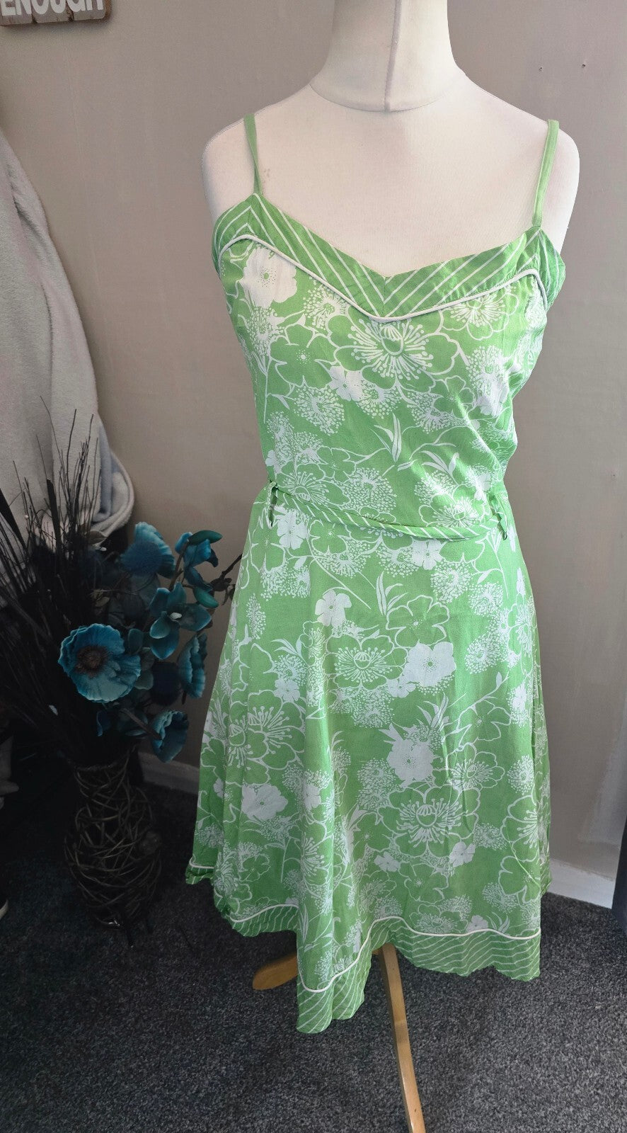 New Look Y2K Green & White Floral Cotton Belted Flared Dress Size 14