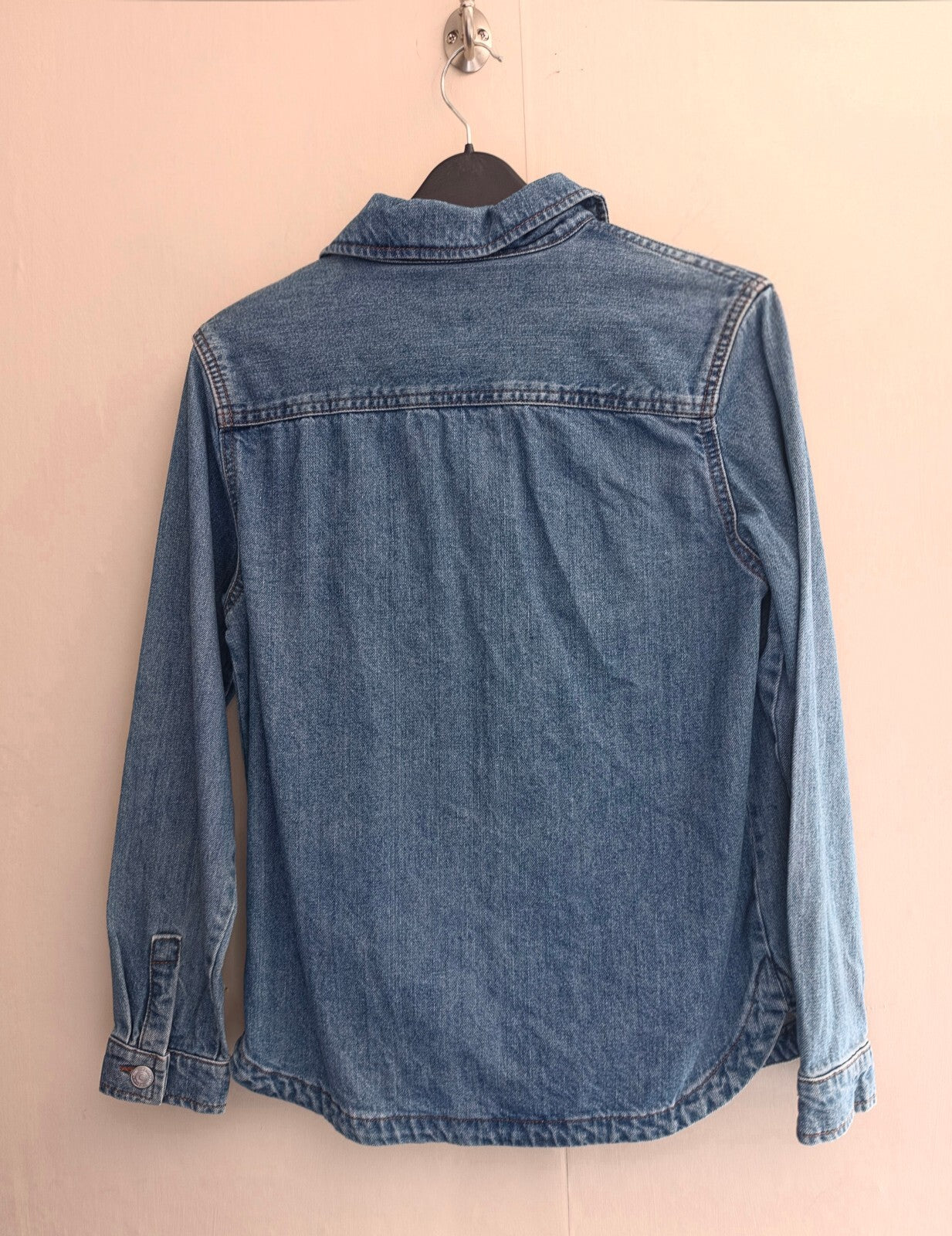 F&F Girls Oversized Blue Denim Shirt  Age 11-12 Years
F&F Girls Oversized Blue Denim Shirt  Age 11-12 Years