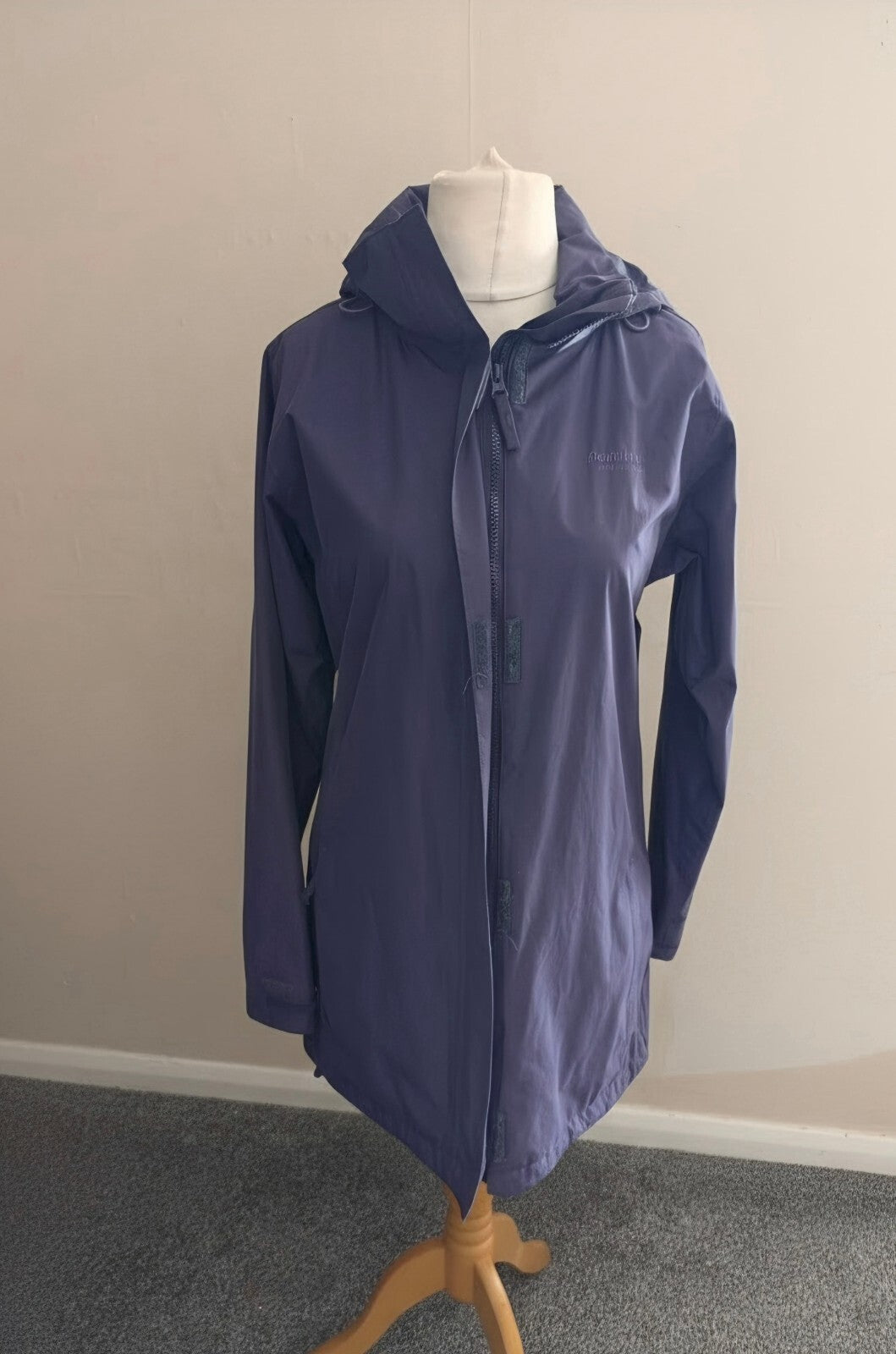 Regatta Hydrafort Dark Purple Hooded Waterproof Coat / Rain Jacket Size 10