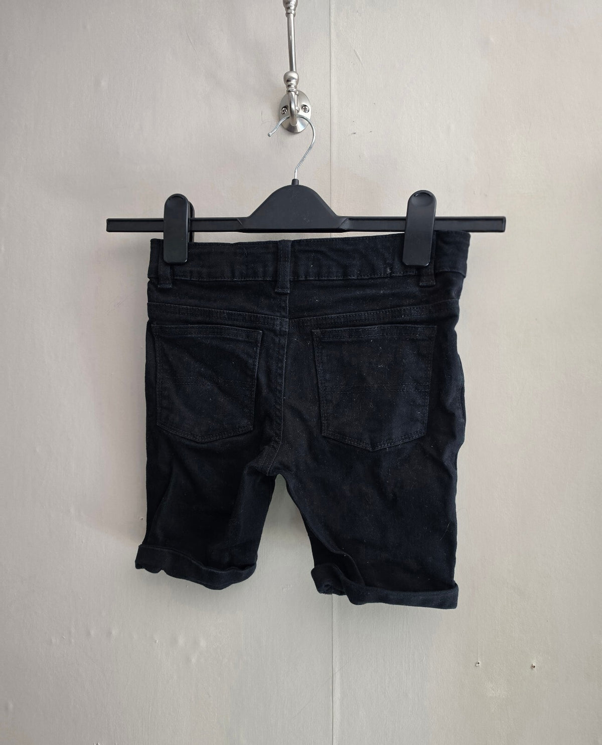 Primark Boys Black Skinny Denim Shorts Age 9-10 Years