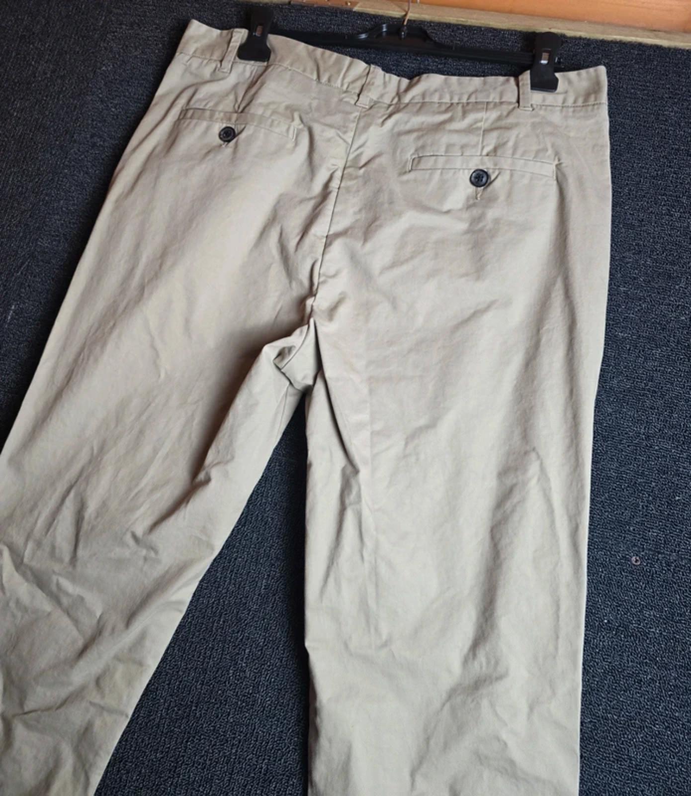 UN)bias Chinos Beige Size Med  Smart Casual