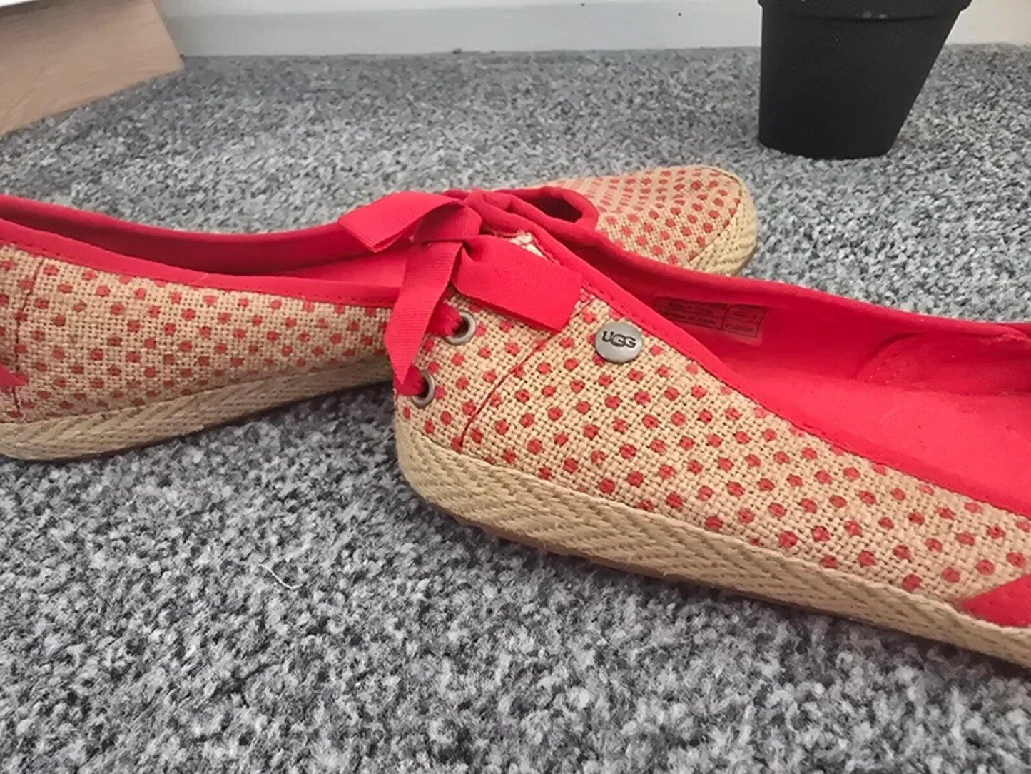 UGG Australia "Indah" Burlap Polka Dot Espadrille Flats pumps Size UK 4.5