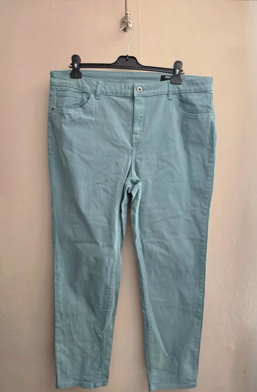 Tu Light Green High-Waisted Girlfriend Jeans Size 18