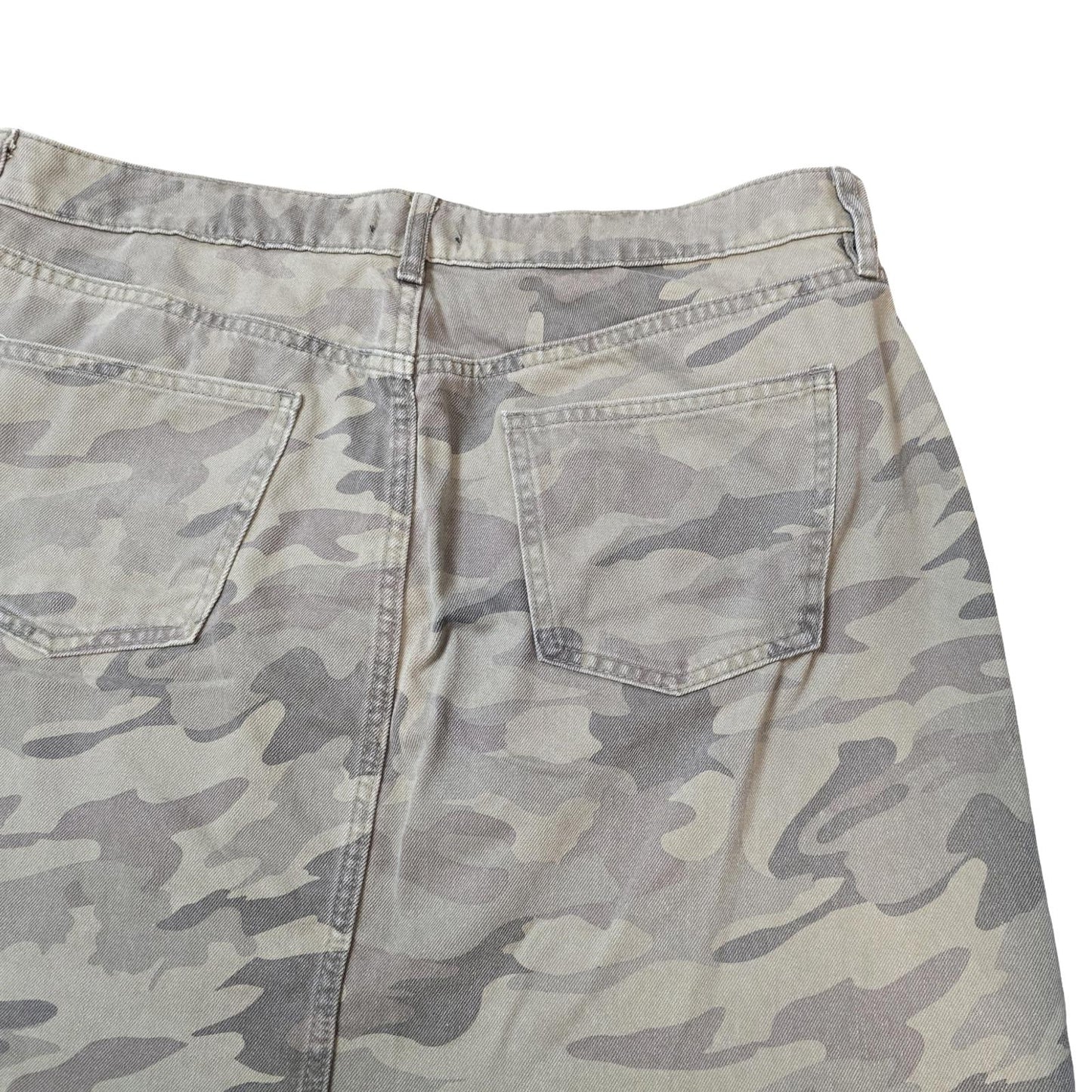 F&F Khaki Camo Denim Mini Skirt – Size 16 – 100% Cotton