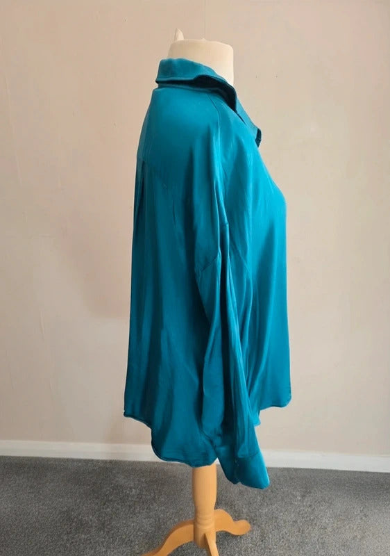 Zara Emerald Green Silky Oversized Long-Sleeved Blouse Large (Size 12-14)