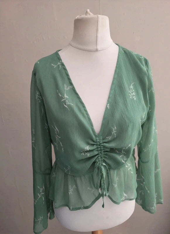 Neon Rose Green & White Ruched Front Flared Long Sleeve Crop Top M Size 10-12