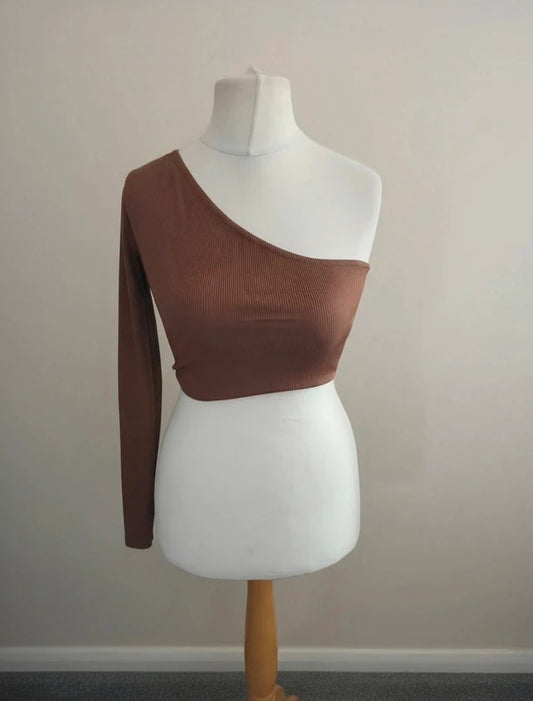 Boohoo Brown Ribbed One-Shoulder Crop Top Size 10