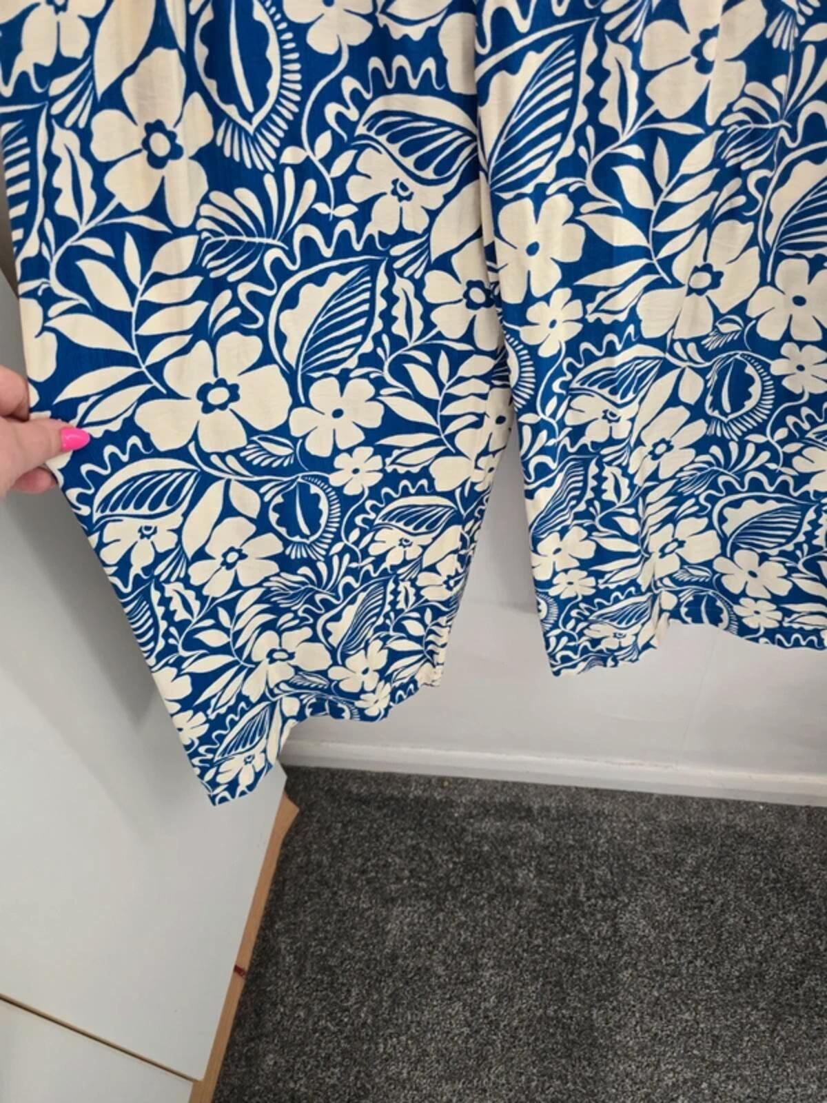 Tu Blue & White Floral 2-Piece Co-Ord Outfit Size 14 Reg