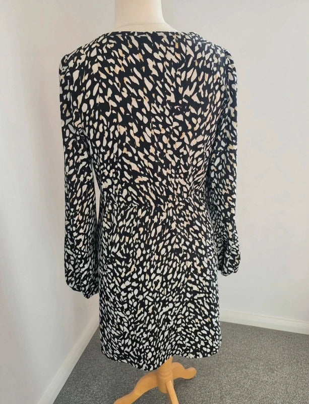 Primark Black & Beige Animal Print Long Sleeve Skater Dress Size 10-12