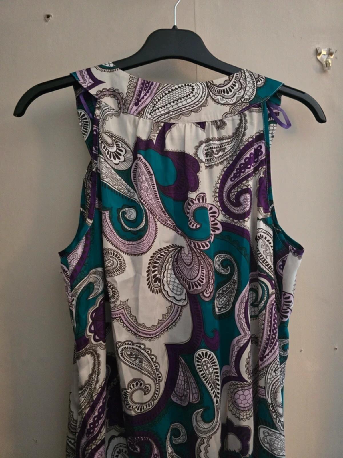 Wallis NWT Sleeveless Blouse Top Medium Size 10/12 Green Purple Gem Embellished