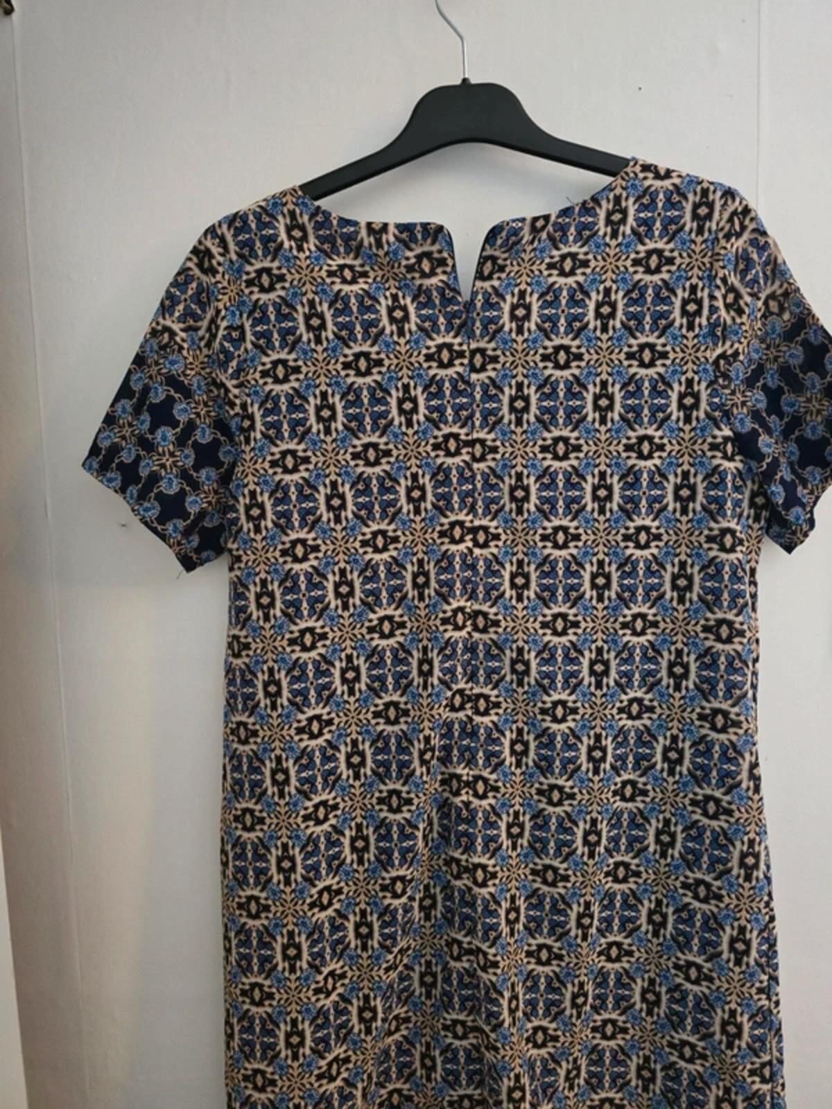 New Look Blue & Beige Dress Size 10 Short Sleeve Lined Mini to Knee Length