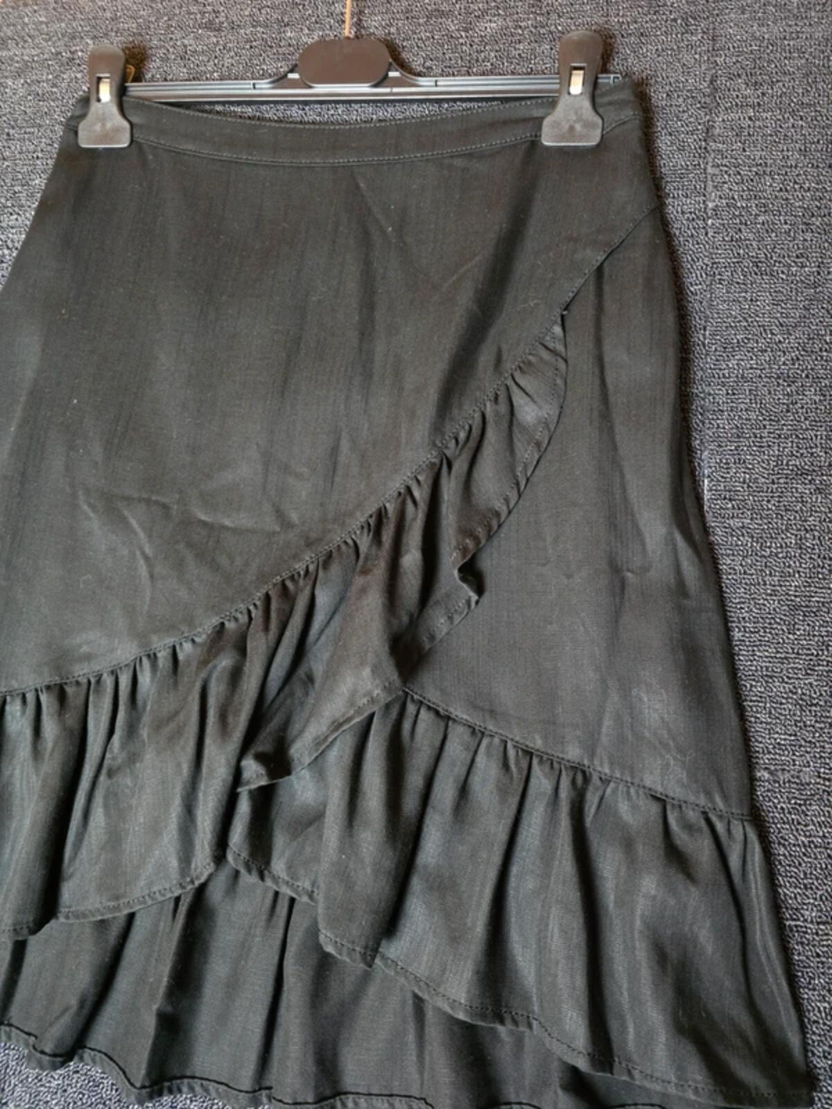 Next black frilly wrap mini skirt size 8 NWT Lyocell