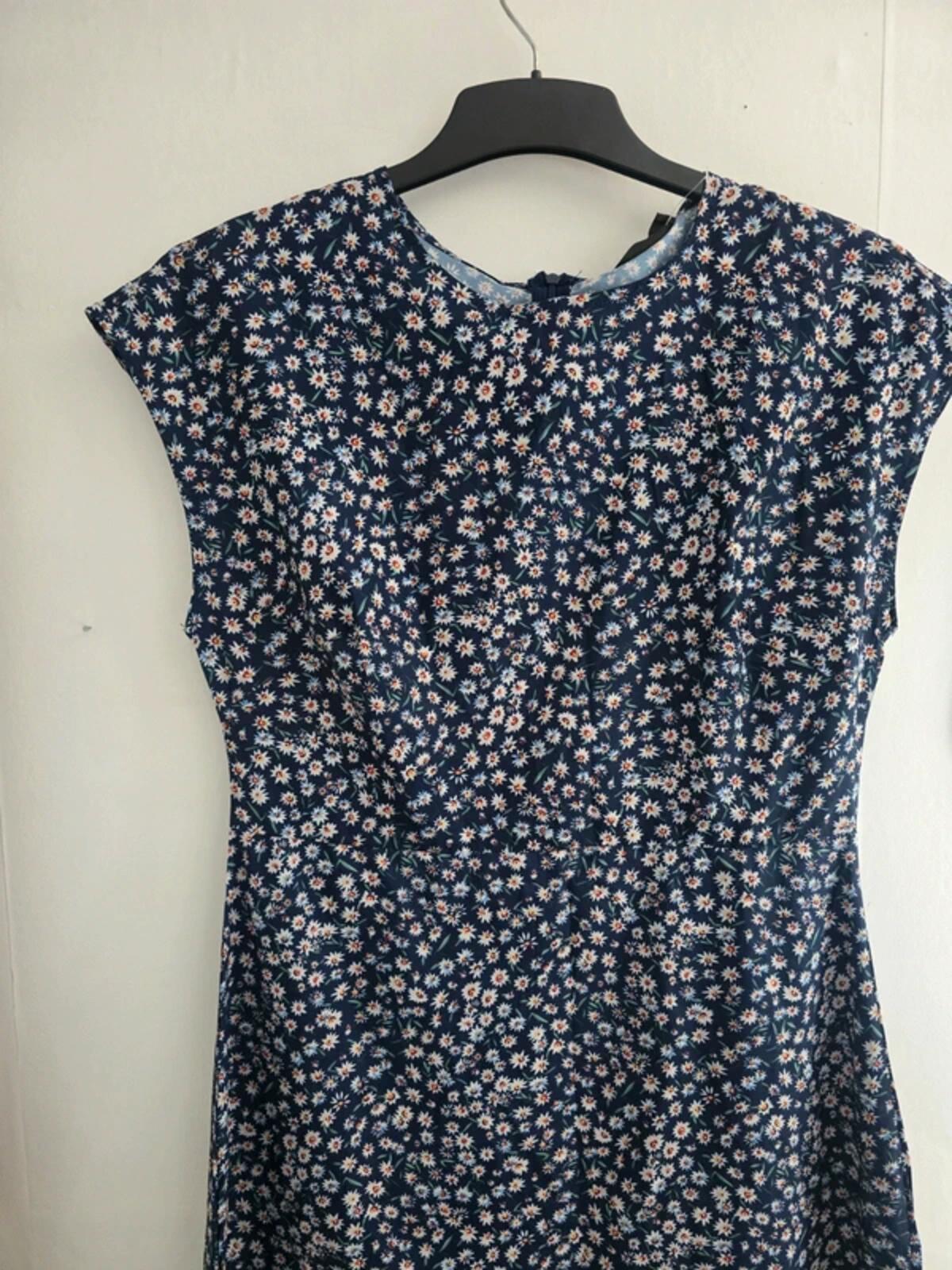 Shein Women's Navy Ditsy Floral Cap Sleeve Knee-Length Dress Size Euro L Size 14-16
