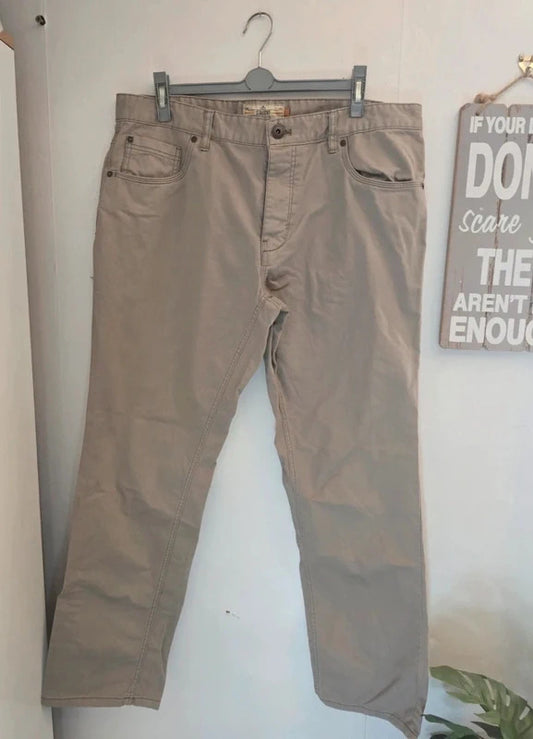 Next Men’s Classic Beige Straight-Leg Chinos 38Reg