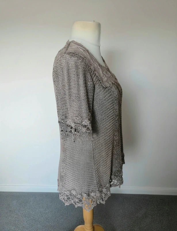 Ann Balon Vintage Light Brown Crochet Lace Top – 16.5" PTP
