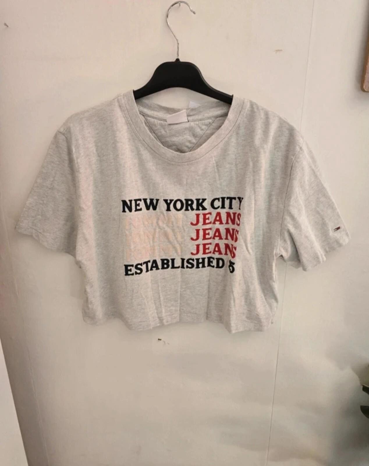 Tommy Jeans Grey Oversized Cropped T-Shirt  L Size 12-14