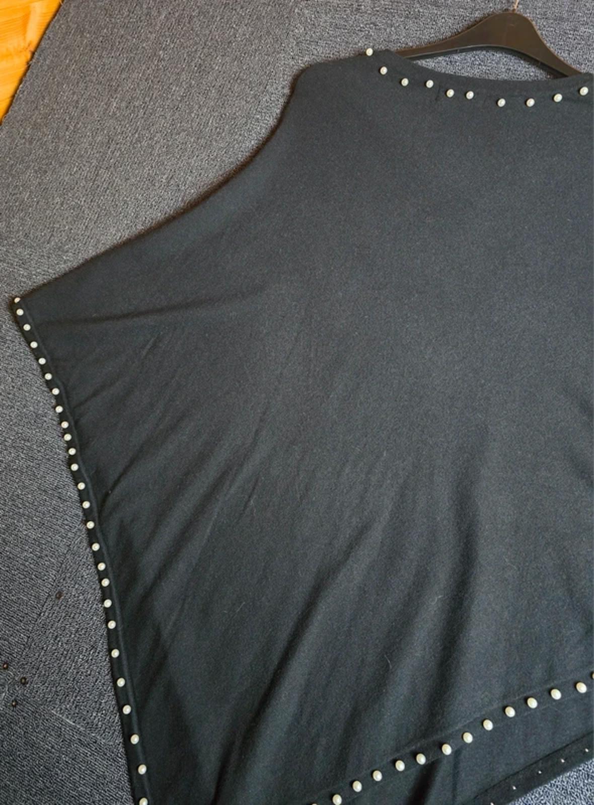 Frank Usher Poncho Black Size 16–22 Pearl Detail / Layering