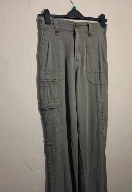 H&M Khaki Green High Waisted Cargo Trousers Slim Leg Size 8