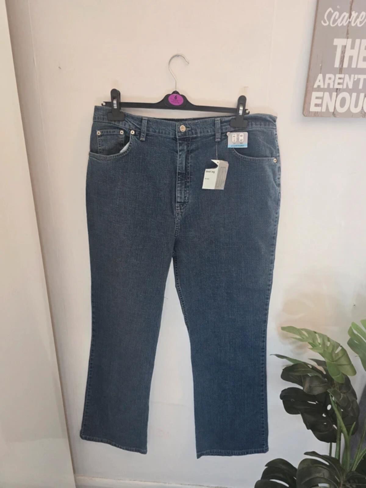 NWT High-Waisted Blue Bootcut Stretch Jeans Size 20