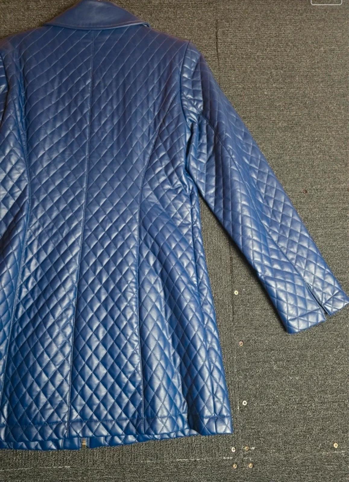 Dennis Basso blue quilted leather jacket small size 8/10