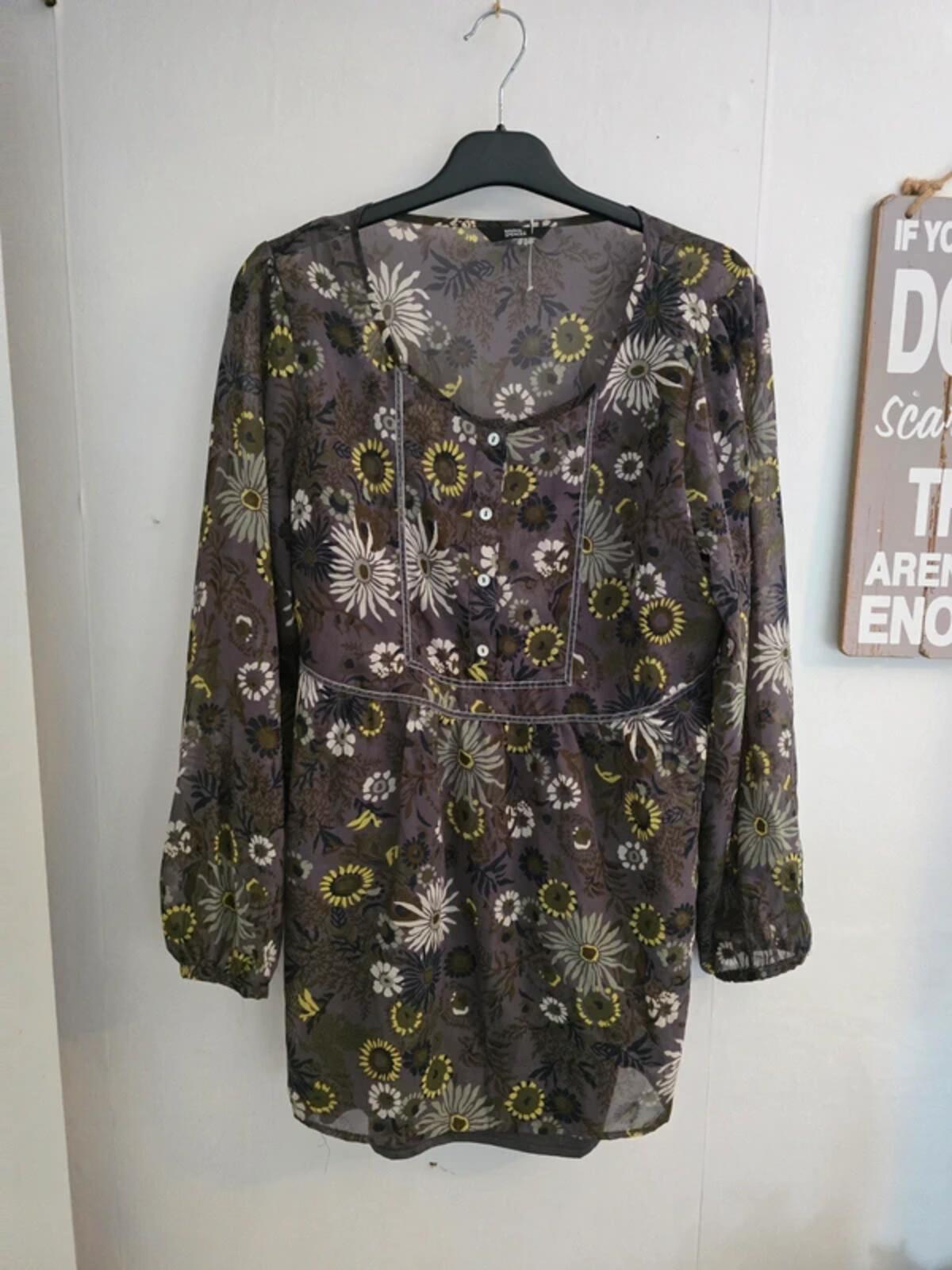 Marks & Spencer Grey & Yellow Patterned Blouse Size 14