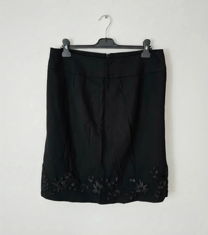 Laura Ashley Black Wool Blend Knee Length Skirt Floral Embroidered Size 16