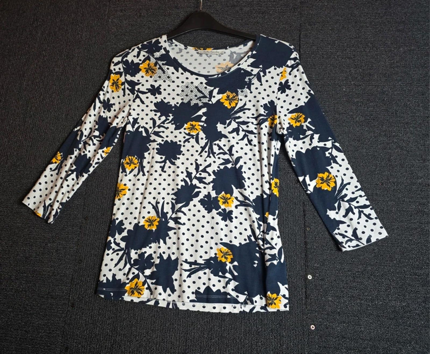 Betty Barclay Floral Polka Dot T-Shirt Navy White Yellow Size 12