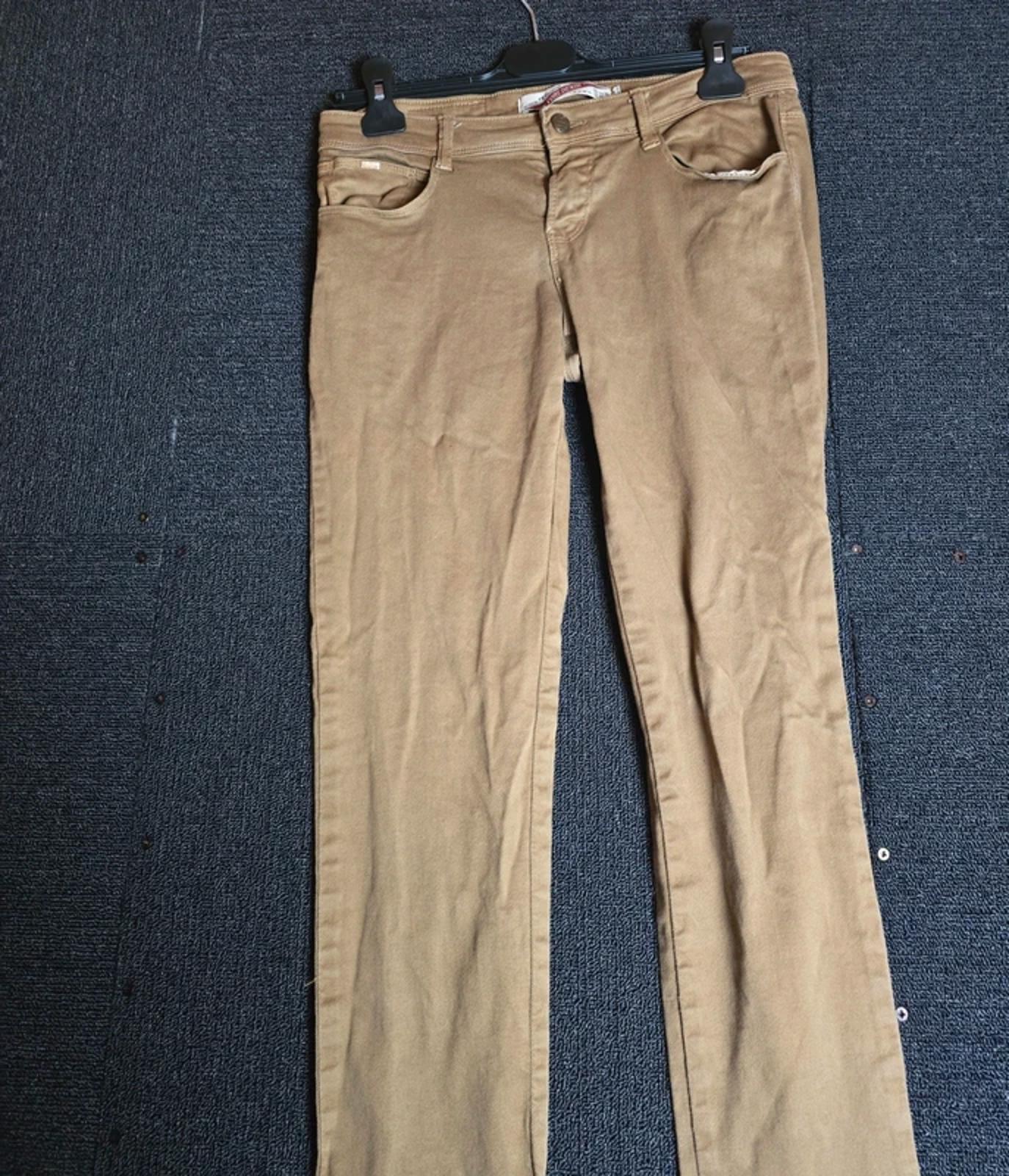Zara TRF Beige Slim Leg Jeans Low Rise Size 10 EUR 38