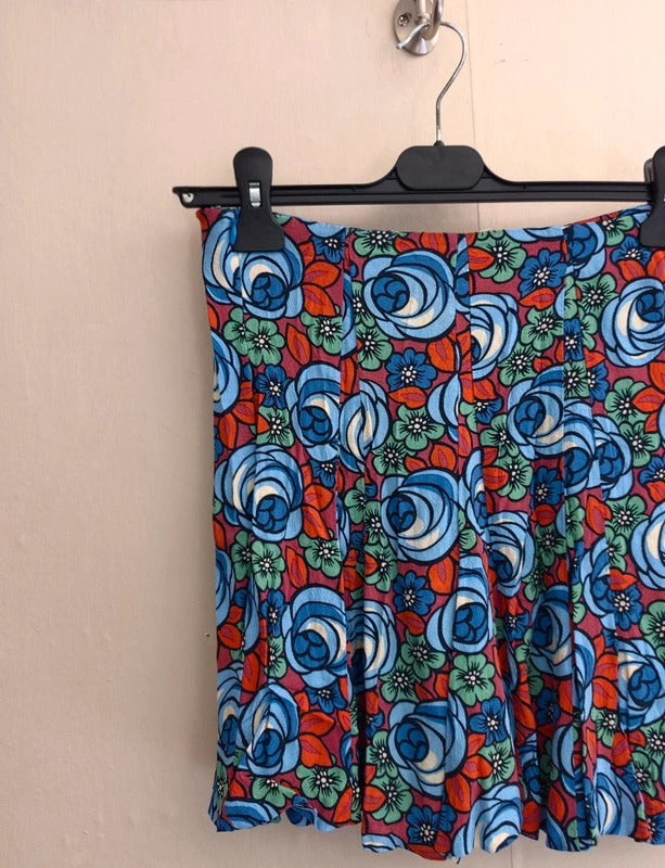 Zara Bold Multicoloured Floral Flared Mini Skirt Small (Size 8)