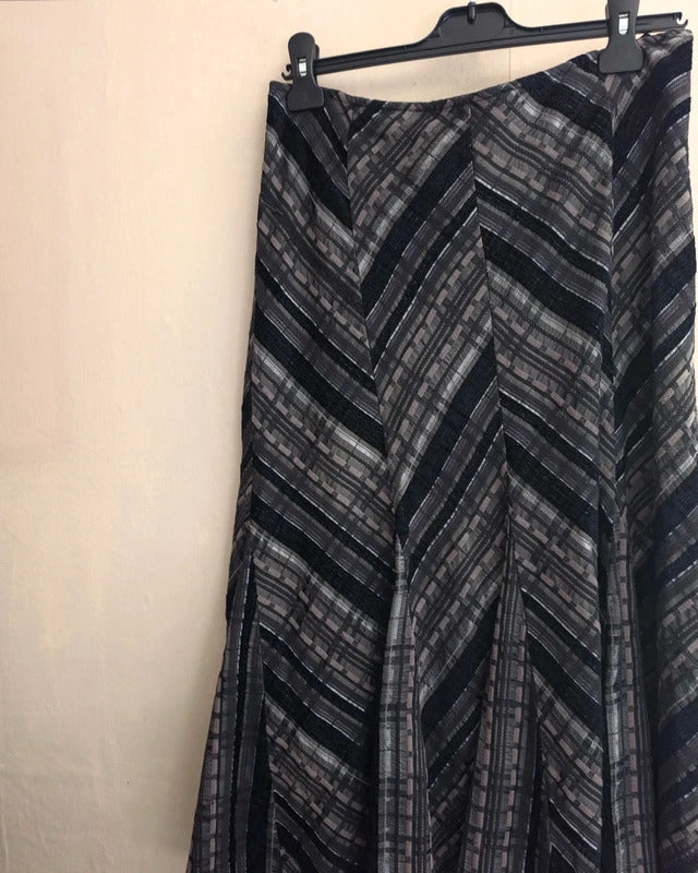 Marks & Spencer Flared Midi Skirt Size 12 Black & Grey Checked Pattern Smart