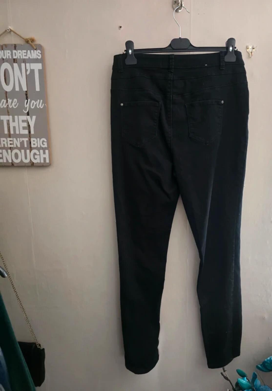 Peacocks Rita Black High Rise Super Skinny Jeans – Size 14 – Button Front Detail
