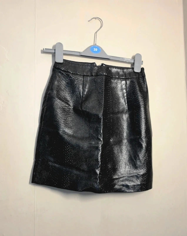New Look Black Faux Leather Snakeskin Mini Skirt Size 6