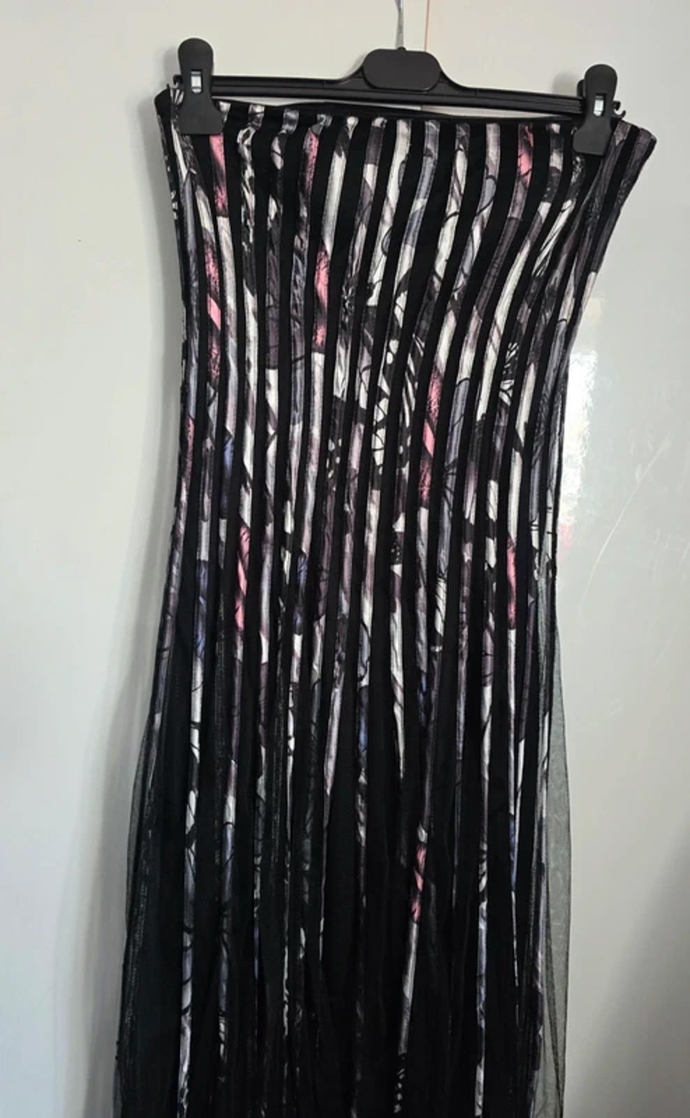 Izabel London Strapless Maxi Dress Black Floral Pleated Size 8 Evening Formal