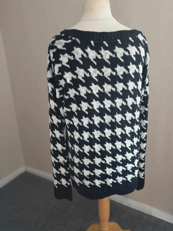 Primark Black & White Houndstooth Knitted Oversized Jumper Size 16