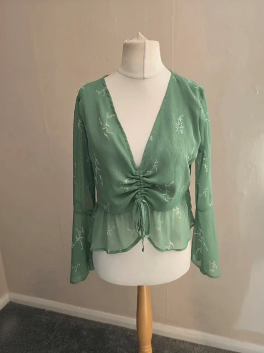 Neon Rose Green & White Ruched Front Flared Long Sleeve Crop Top M Size 10-12