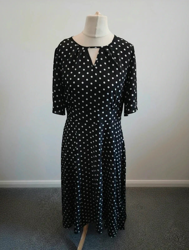 Emery Rose Black & White Polka Dot Asymmetric Dress –  L (Size 12)