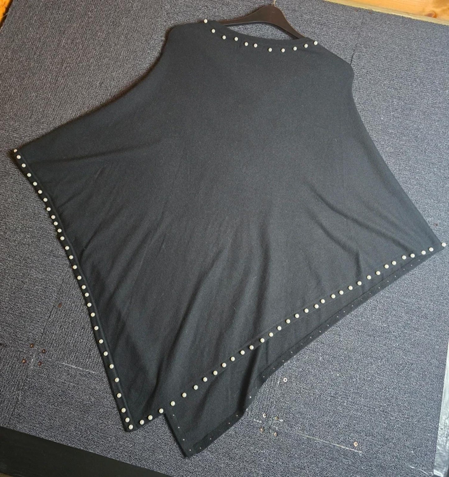 Frank Usher Poncho Black Size 16–22 Pearl Detail / Layering