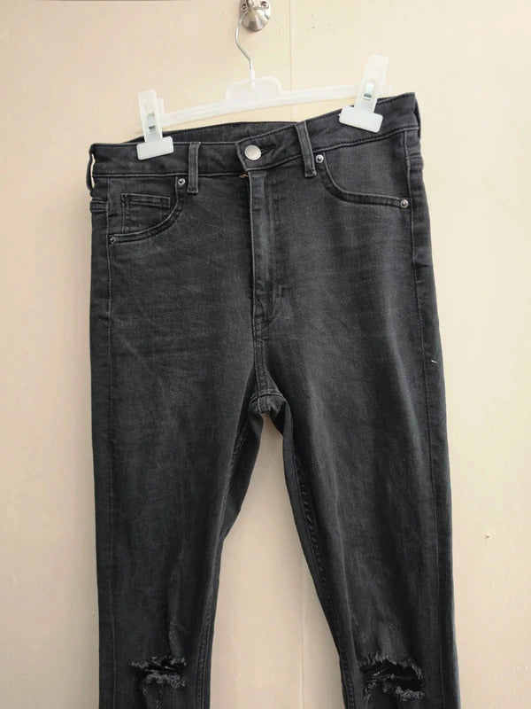 H&M &Denim Black Curvy Ultra High Waist Distressed Jeggings Size 8