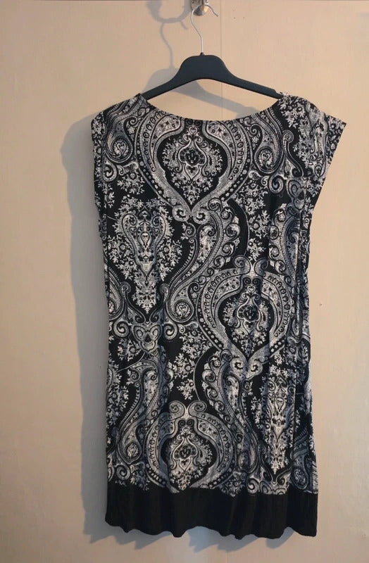 F&F Black & White Patterned Sleeveless Mini Summer Dress Size 18 More 16