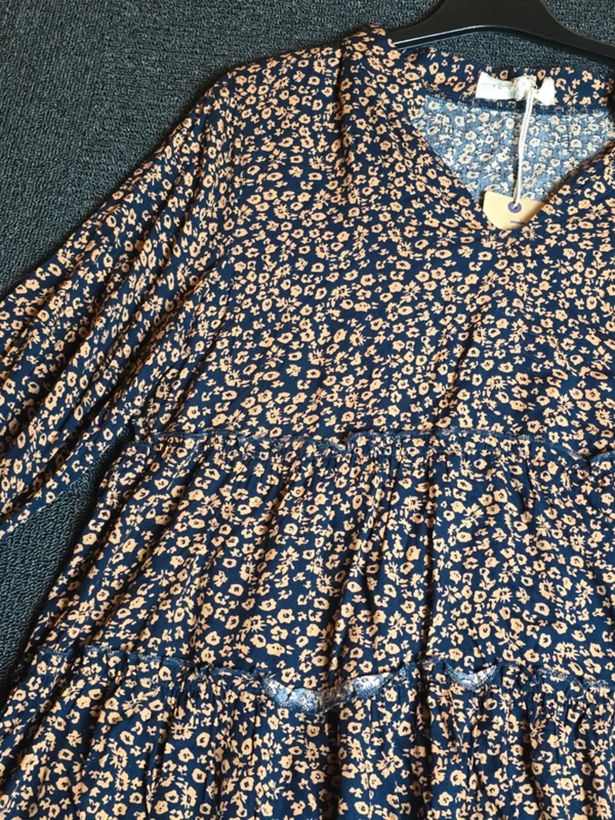 Bonmarche Autonomy Black & Burnt Orange Floral Smock Blouse Size 10/12