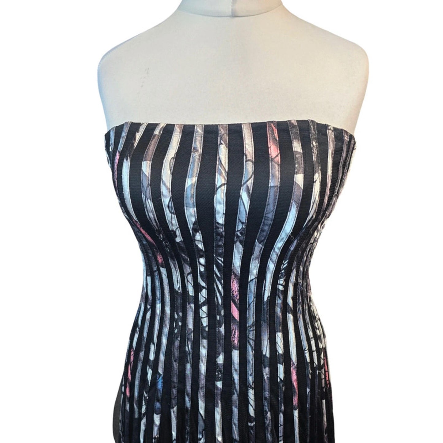 Izabel London Strapless Maxi Dress Black Floral Pleated Size 8 Evening Formal