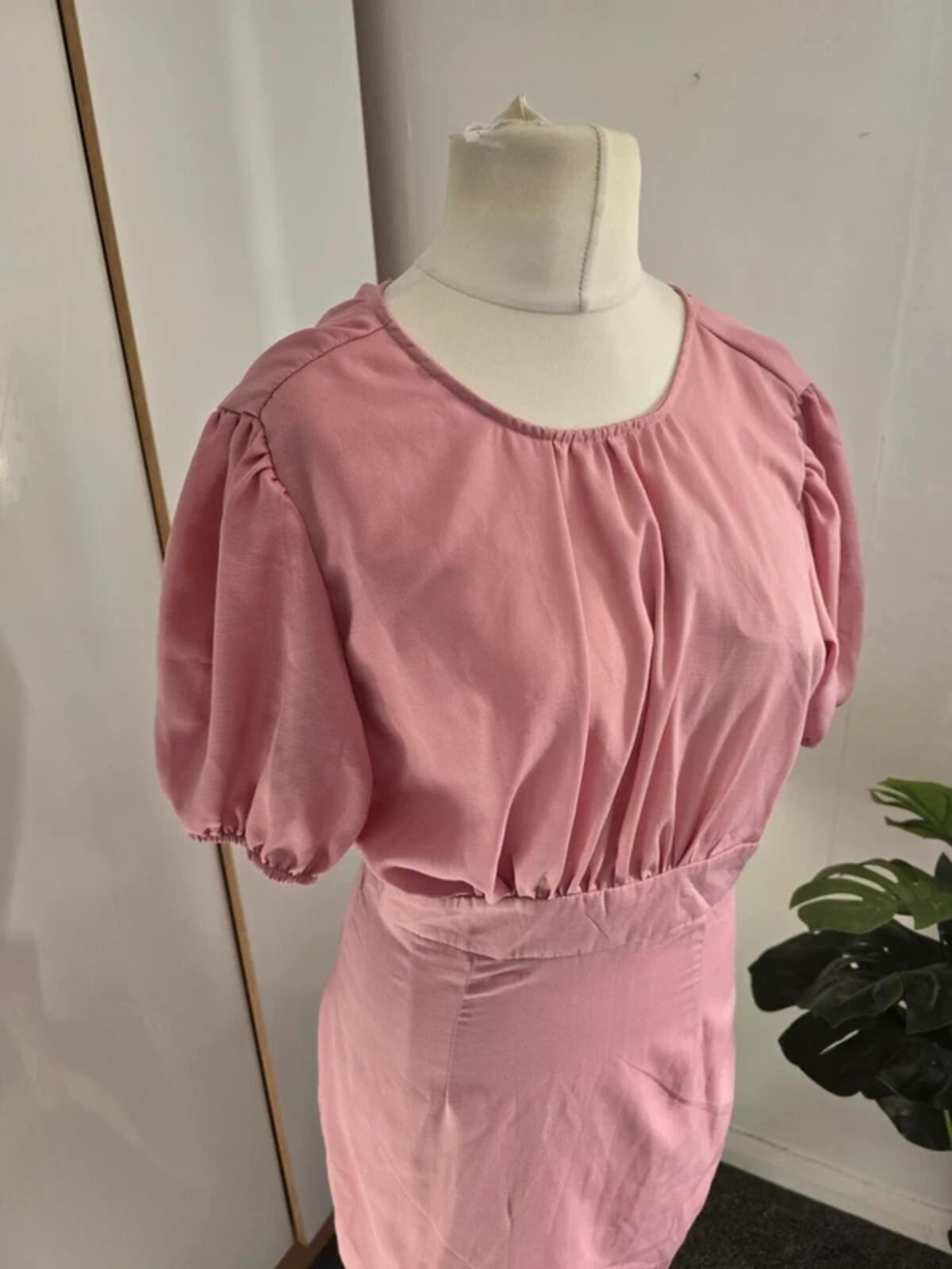 PrettyLittleThing NWT Dusky Pink Cut Out Mini Dress Size 10