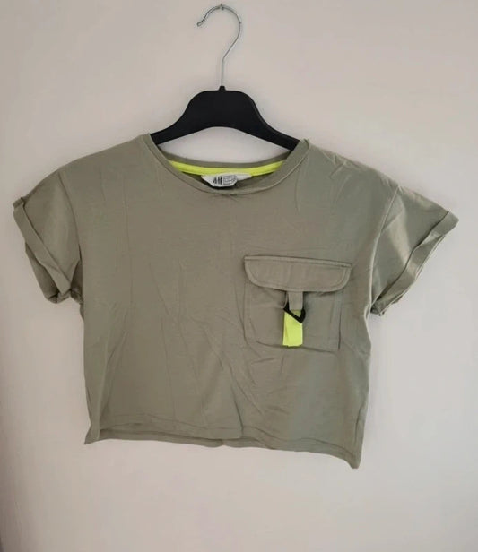 H&M Girls Khaki Green Cropped Short-Sleeved T-Shirt Size Age 10-12 Years