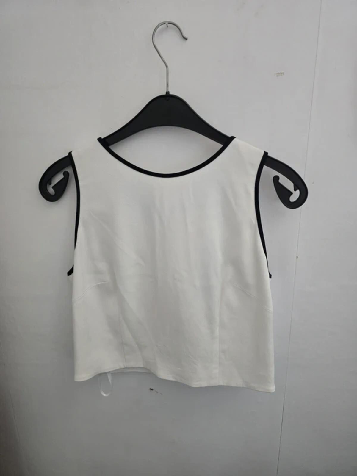 Coast 'Adrian' Mono Bow Crop Top Size 12 NWT