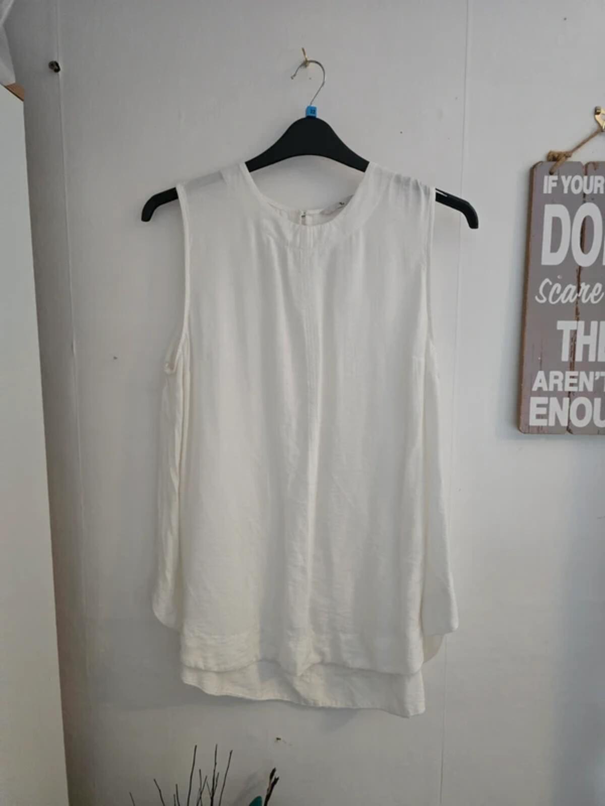 Tu Ladies White Longline Sleeveless Vest Top Size 16