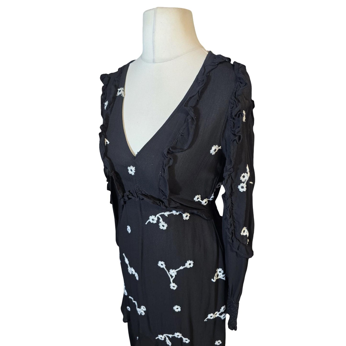 River Island Black & White Floral Frill Midi Dress – Size 8